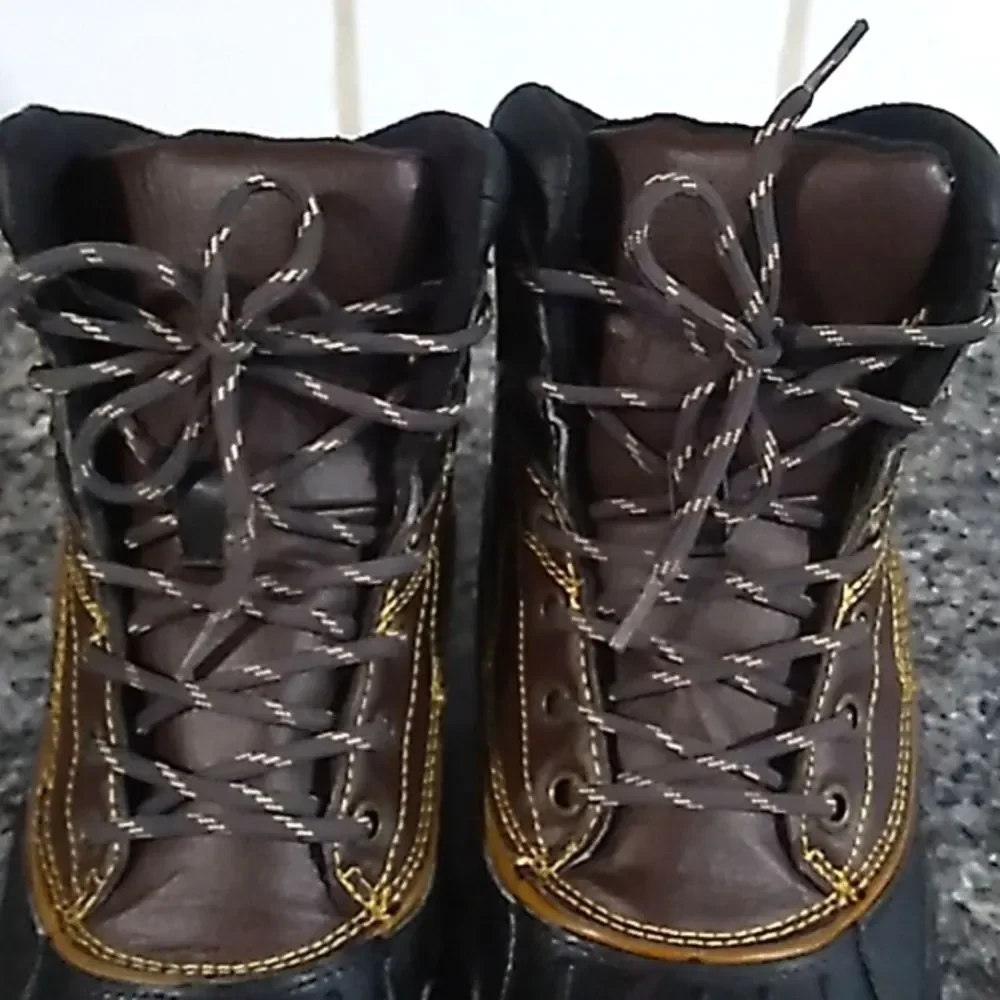 Hiking Boots Brown/Black Lace Up. Size 6
